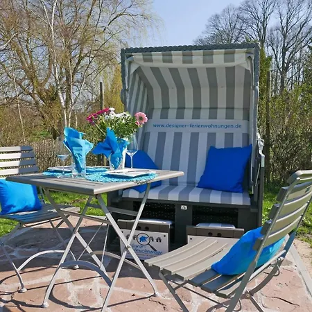 Holiday home Kunterbunt