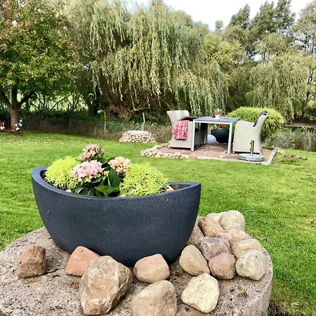 Kunterbunt * Grodersby